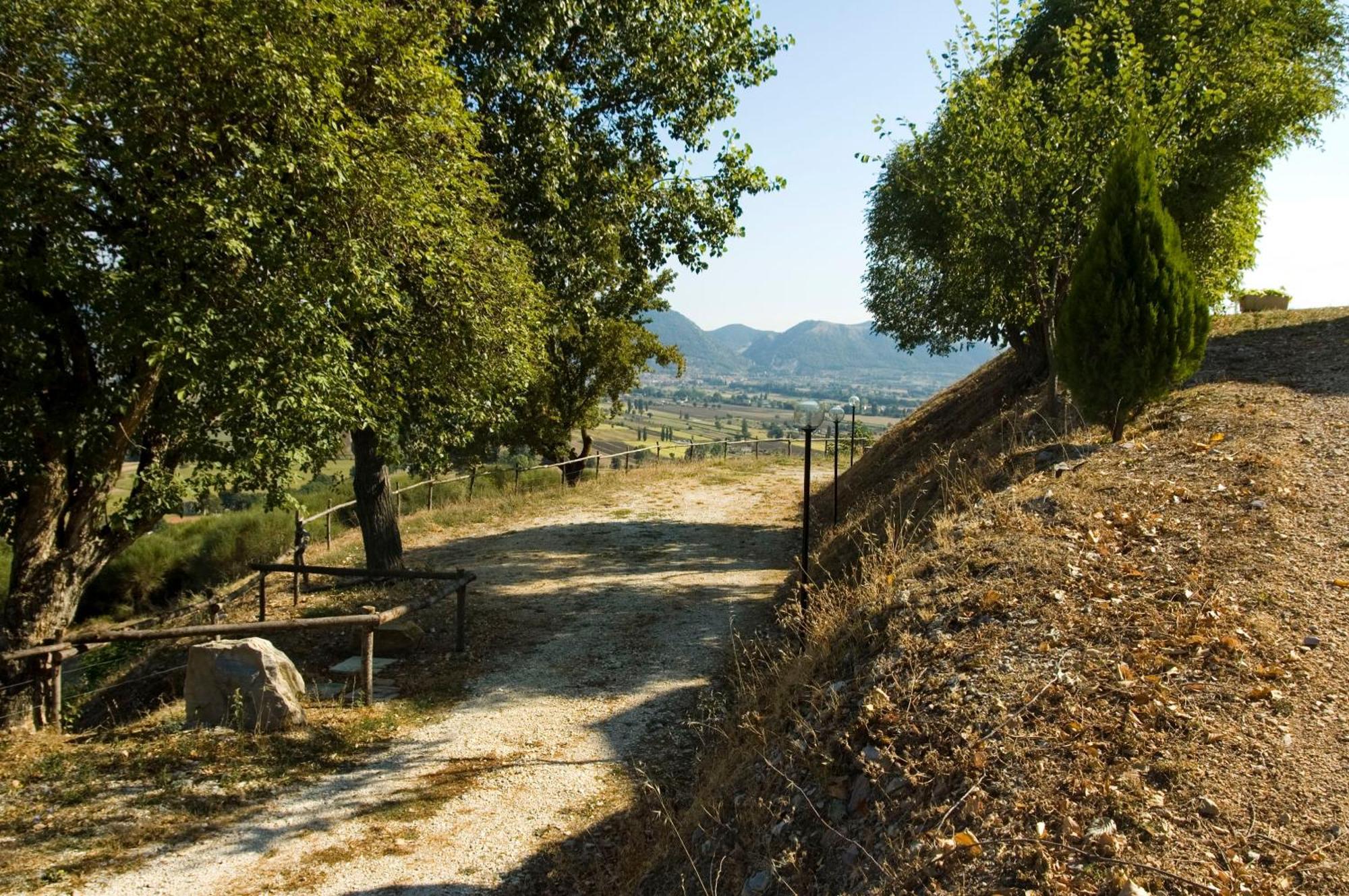 Azienda Agraria Montelujano Gubbio Exterior foto